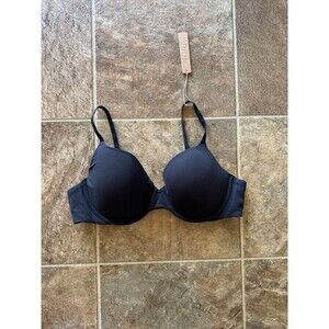 Skims Fits Everybody T-shirt Demi Bra Onyx Size 38B